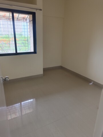 Room in 3 BHK Apartment at Hubtown Greenwoods, Vartak Nagar – for Sale