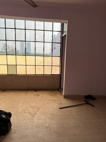 Room in 3 BHK Builder Floor at Jaypee Greens Aman, Sector 151 – for Rent