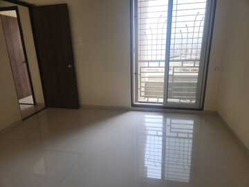 Room in 2 BHK Apartment at Juhi Serenity, Ghansoli – for Rent