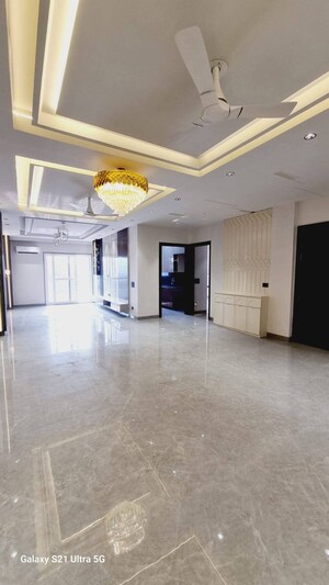 Room in 4 BHK Builder Floor at Ansal API Esencia, Sector 67 – for Sale