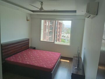 4 BHK Apartment For Sale in Tilak Nagar