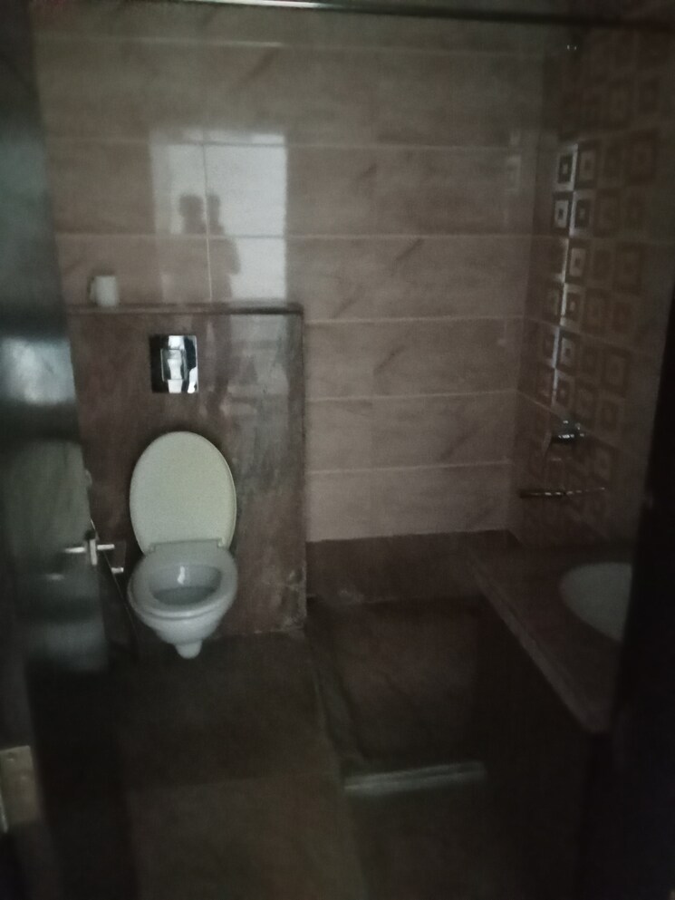 Attached Bathroom, tilak nagar 4 Bedroom 2620 Sq.Ft. Apartment In Tilak Nagar Jaipur 8723686