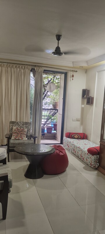 2 BHK Apartment For Rent in Vasant Oscar, Mulund West