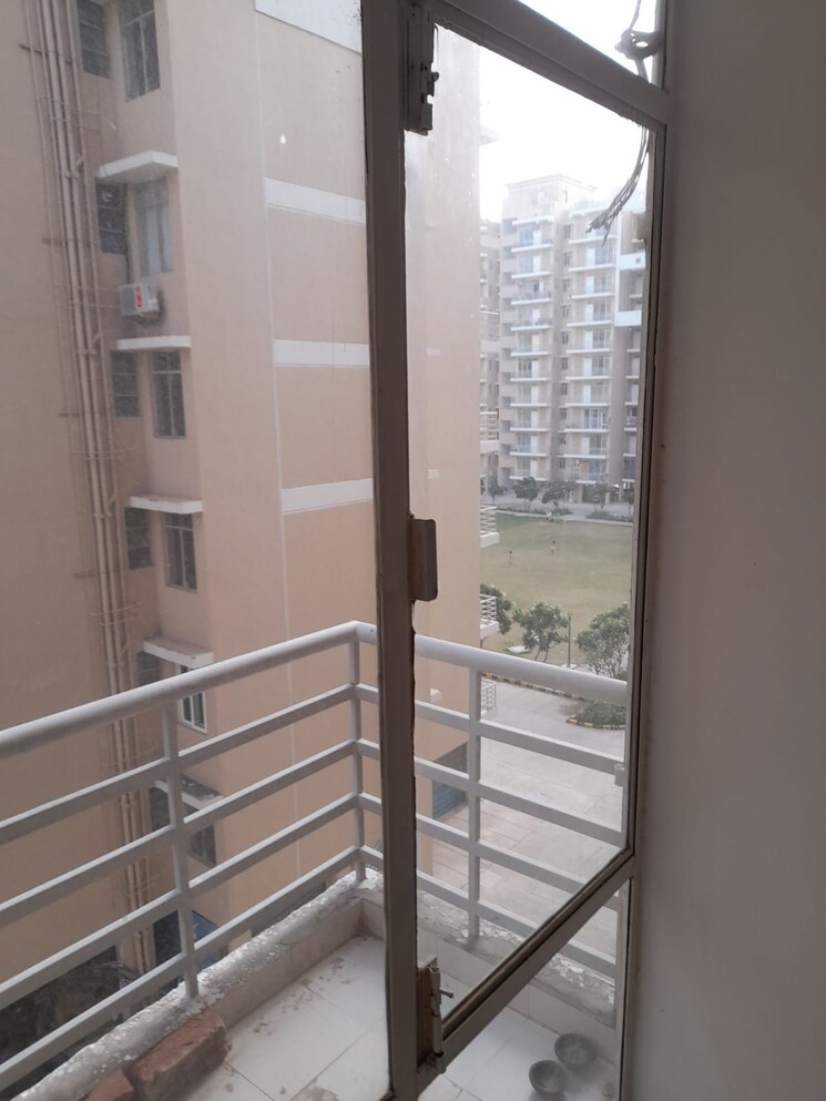 Balcony, breez-global-heights 2 Bedroom 610 Sq.Ft. Apartment In Sohna Sector 33 Gurgaon 8723674