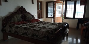 Bedroom in 4 BHK Independent House at Sea Breeze Building Juhu, Juhu – for Sale