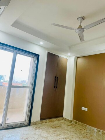 Building Lobby in 2 BHK Builder Floor at Sector 57 – for Rent