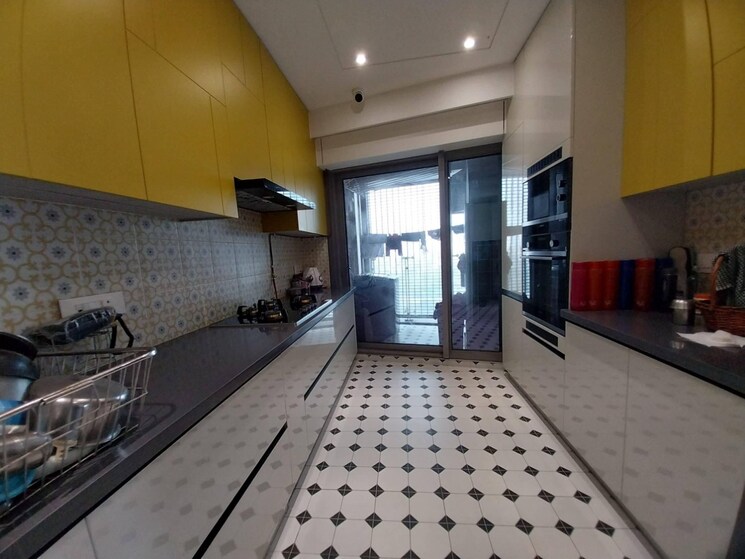 Kitchen, lodha-world-view 3 Bedroom 1934 Sq.Ft. Apartment In Worli Mumbai 8723723