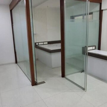   Office Space at Fort – for Rent