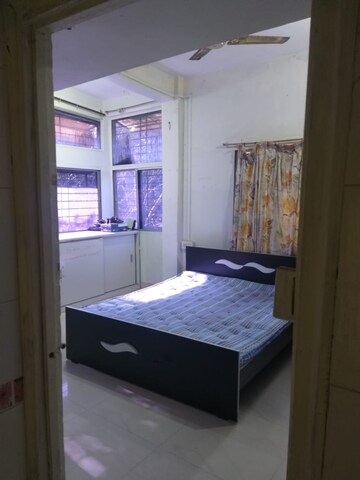 Bedroom in 3 BHK Apartment at Gokhale Rahulkunj, Rambaug Colony – for Rent