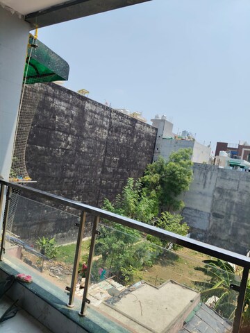 2 BHK Builder Floor – Exterior View View at Dwarka Mor - for Rent