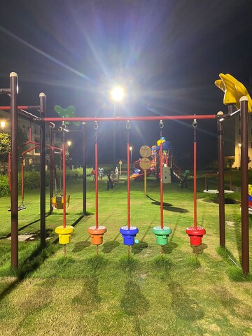 2.5 BHK Builder Floor – Garden View at Central Park 3 Flower Valley, Sohna Sector 33 - for Rent
