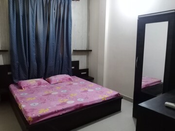 Bedroom in 3 BHK Builder Floor at Dwarka Mor – for Rent