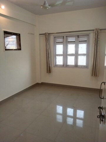 Room in 2 BHK Apartment at Powai Woods CHSL, Powai – for Rent