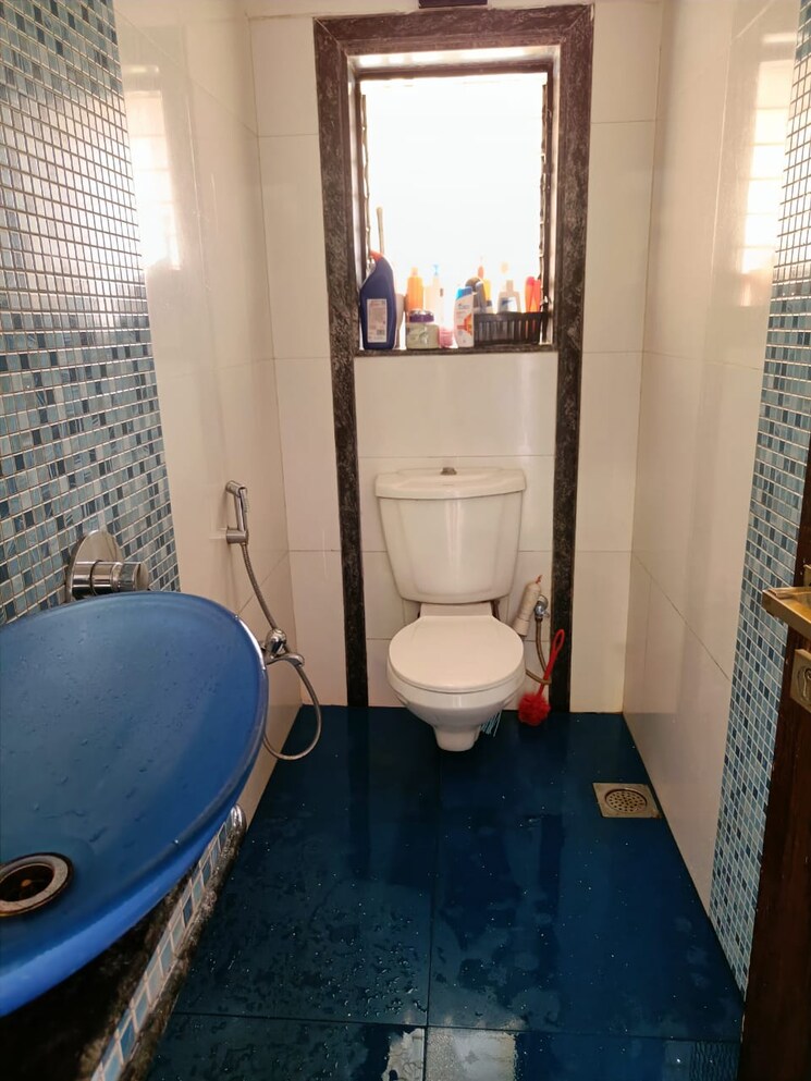Bathroom, hicons-residency 2 Bedroom 1100 Sq.Ft. Apartment In Bandra West Mumbai 8723878