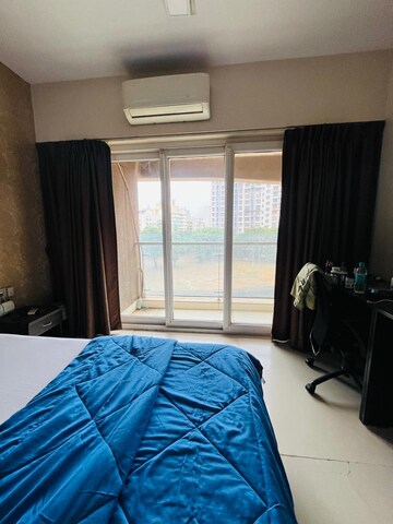 Bedroom in 4 BHK Apartment at RNA Continental, Chembur – for Rent