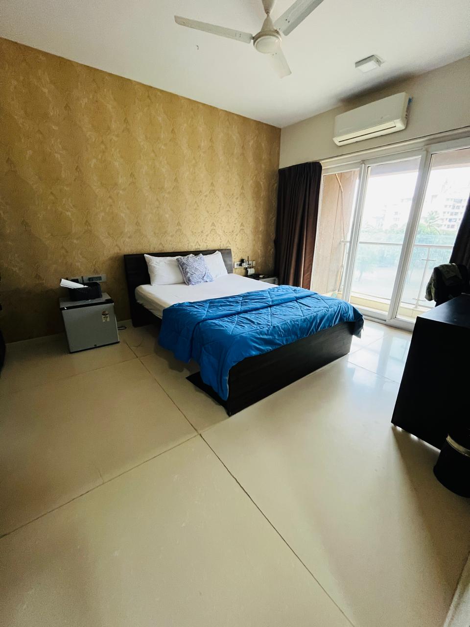 4 BHK Apartment For Rent in RNA Continental