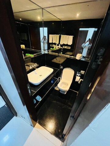 Bathroom in 4 BHK Apartment at RNA Continental, Chembur – for Rent