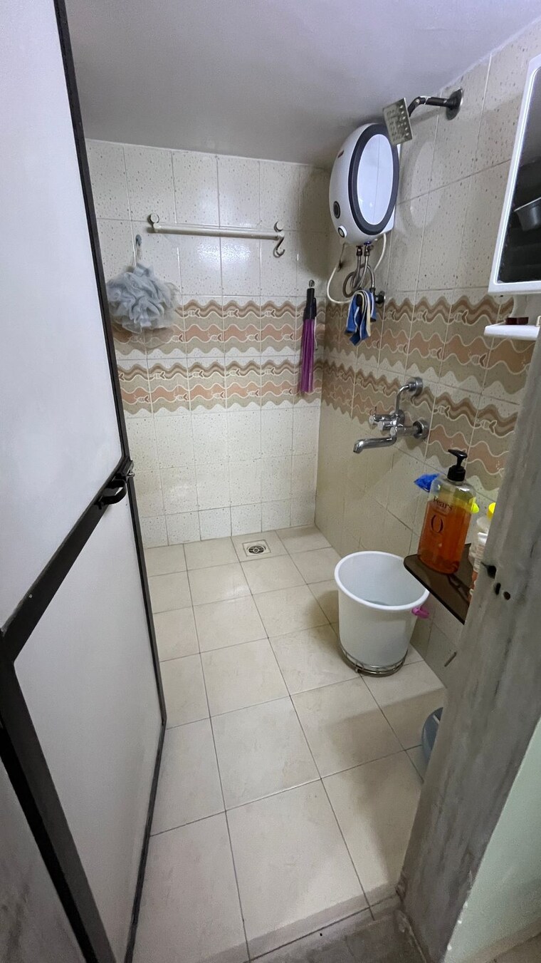 Bathroom, mahavir-bhakti-chs 1 Bedroom 680 Sq.Ft. Apartment In Kopar Khairane Navi Mumbai 8723913