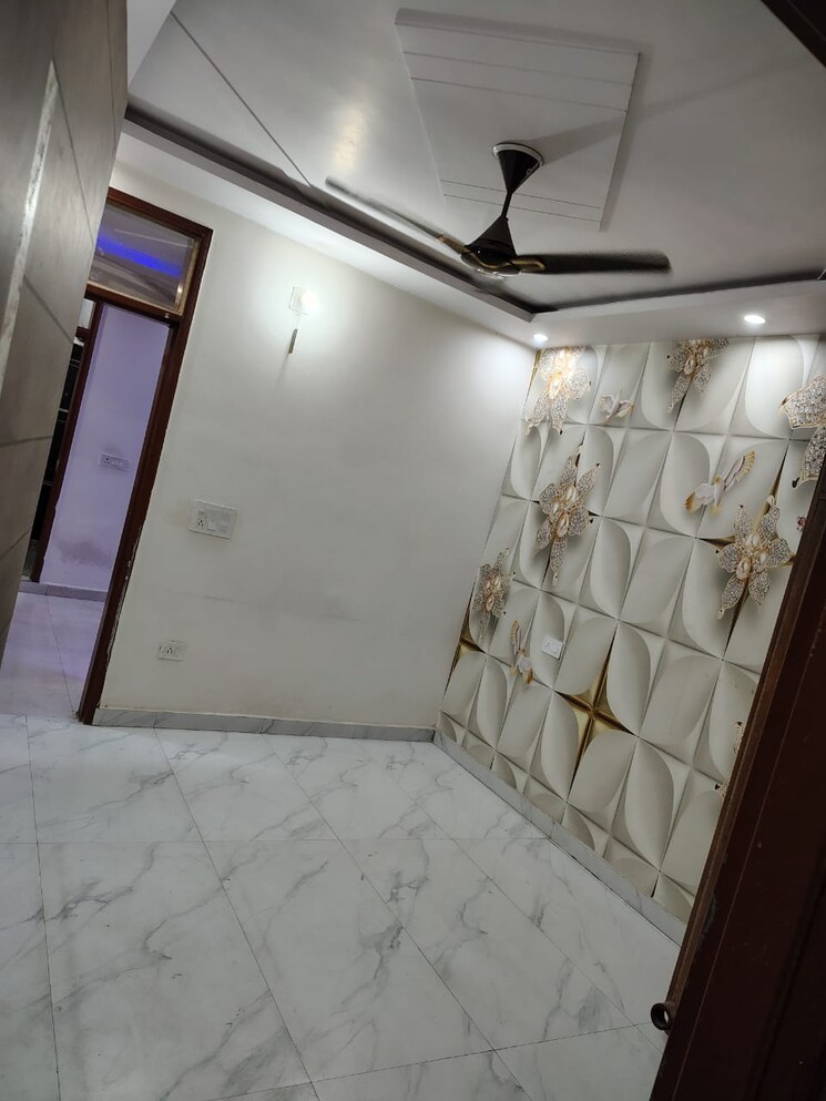 Balcony, dwarka mor 3 Bedroom 900 Sq.Ft. Builder Floor In Dwarka Mor Delhi 8723930