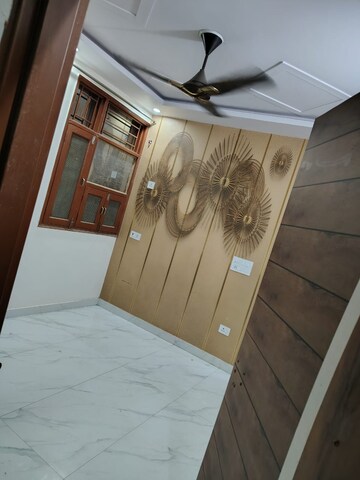 Balcony in 3 BHK Builder Floor at Dwarka Mor – for Rent