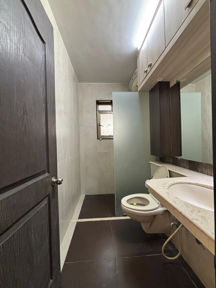 Bathroom, amrut-vani-chs 3 Bedroom 1300 Sq.Ft. Apartment In Chembur Mumbai 8723940