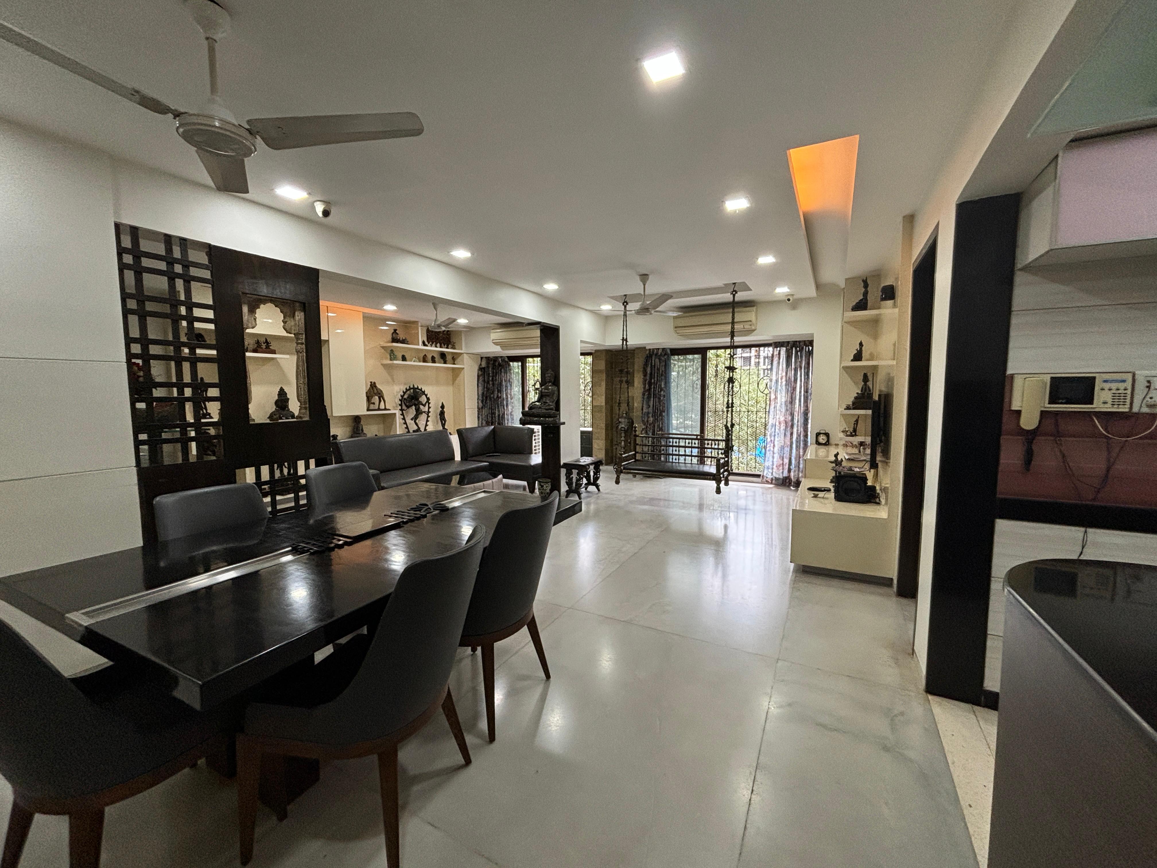 3 BHK 1300 Sq.Ft. Apartment in Amrut Vani CHS