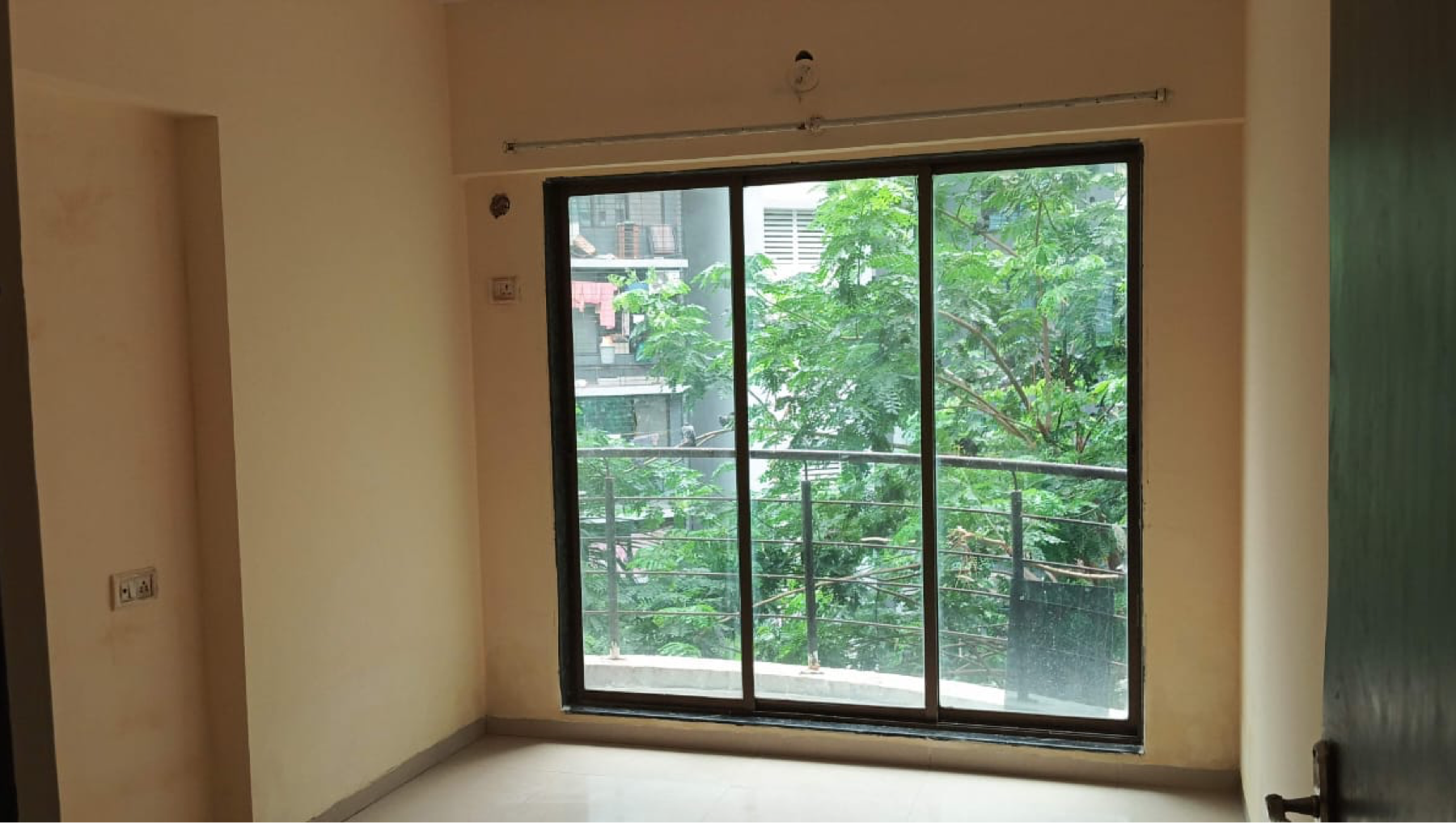 2 BHK Apartment For Rent in Gaurav Paradise