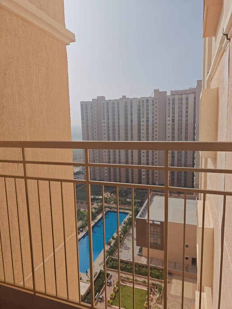 Balcony, prestige-finsbury-park-hyde 2 Bedroom 971 Sq.Ft. Apartment In Bagaluru  Bangalore 8723948