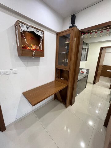 Furnished Amenities in 1 BHK Apartment at Queenstown Springs, Ghansoli – for Sale