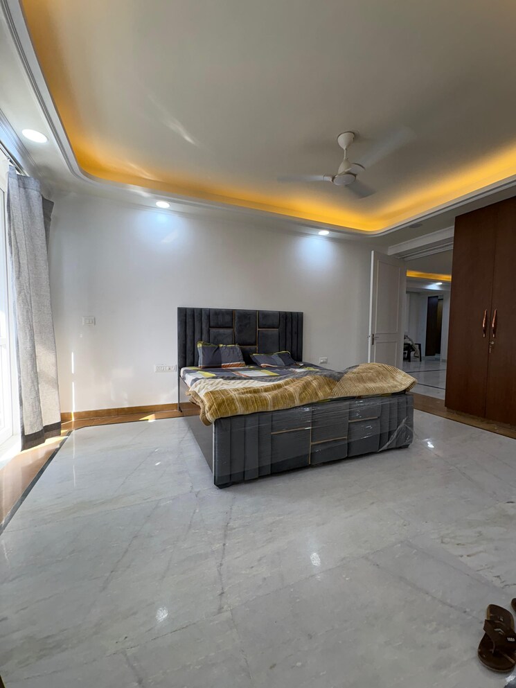 Living Room, sector 46 4 Bedroom 560 Sq.Yd. Builder Floor In Sector 46 Gurgaon 8723963