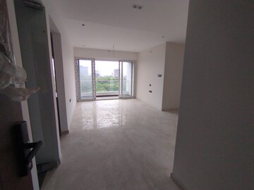 Room in 3 BHK Apartment at Vertical Oriana, Keshav Nagar – for Rent