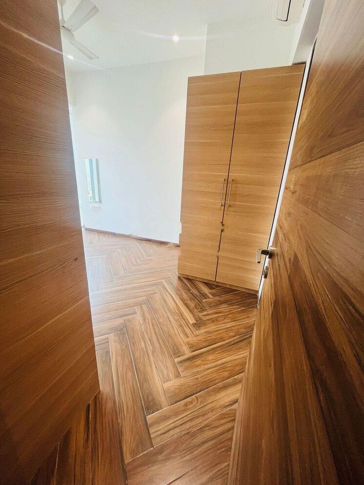 Balcony, indiabulls-blu 2 Bedroom 1405 Sq.Ft. Apartment In Worli Mumbai 8723966