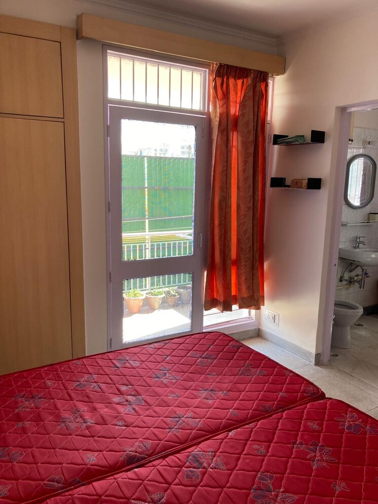 Bedroom, jalvayu-towers 2 Bedroom 800 Sq.Ft. Apartment In Sector 56 Gurgaon 8724009