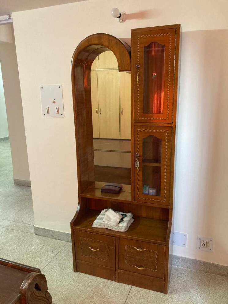 Bathroom, jalvayu-towers 2 Bedroom 800 Sq.Ft. Apartment In Sector 56 Gurgaon 8724009