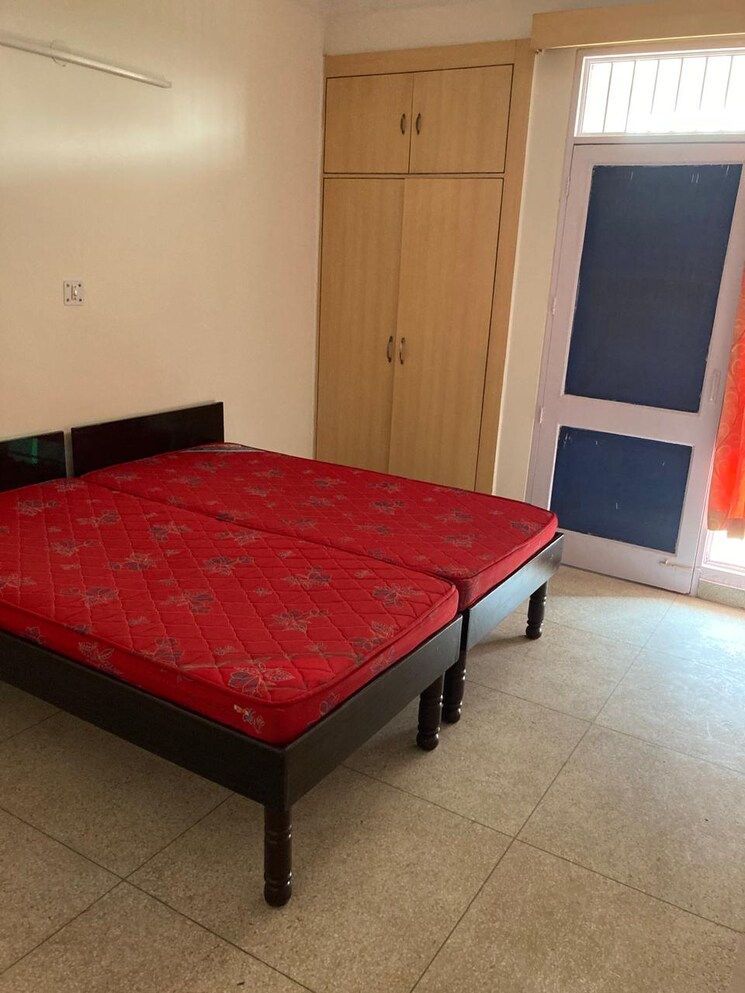 Bedroom, jalvayu-towers 2 Bedroom 800 Sq.Ft. Apartment In Sector 56 Gurgaon 8724009