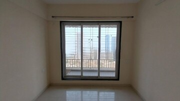 Room in 3.5 BHK Apartment at Aurum Q Residences, Ghansoli – for Sale