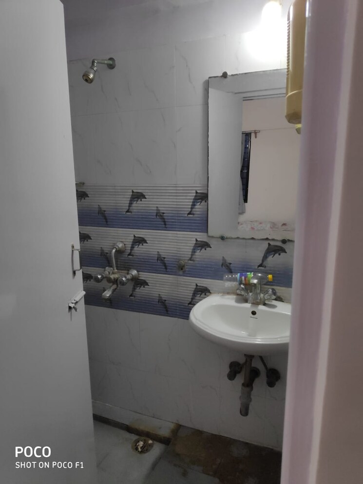 Bathroom, genexx-valley 3 Bedroom 1245 Sq.Ft. Apartment In Diamond Harbour Road Kolkata 8724046