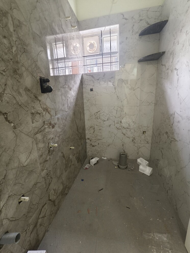 Bathroom, iti layout 2 Bedroom 1000 Sq.Ft. Builder Floor In Iti Layout Bangalore 8724066