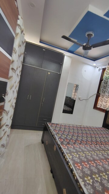 Master Bedroom in 2 BHK Builder Floor at Dwarka Mor – for Rent