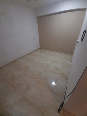 1 BHK Apartment For Sale in Mohini Castle, Khar West