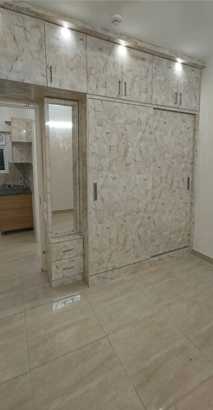 Bathroom, gaur-city-2-14th-avenue 3 Bedroom 1175 Sq.Ft. Apartment In Sector 16c Greater Noida Greater Noida 8724091