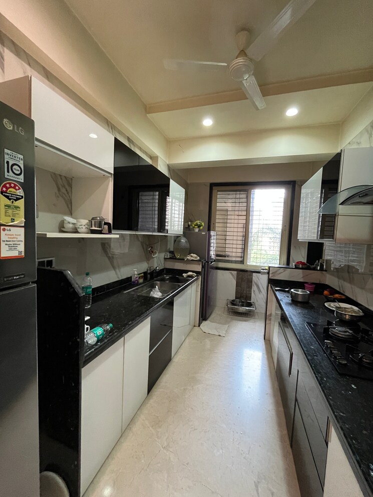 Kitchen, mohan-altezza 3 Bedroom 2200 Sq.Ft. Apartment In Wayle Nagar Thane 8724116