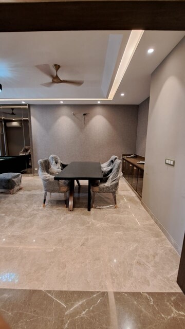 Living Room in 4 BHK Builder Floor at Ansal Sushant Lok I, Sector 43 – for Rent