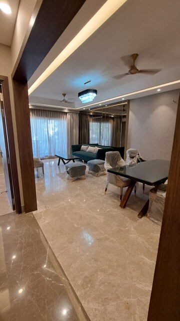 Living Room in 4 BHK Builder Floor at Ansal Sushant Lok I, Sector 43 – for Rent