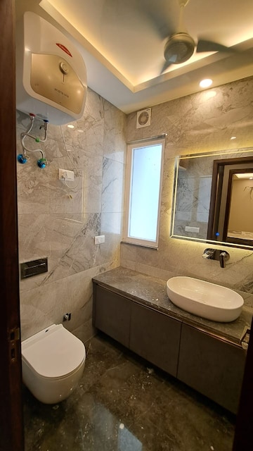 Attached Bathroom in 4 BHK Builder Floor at Ansal Sushant Lok I, Sector 43 – for Rent