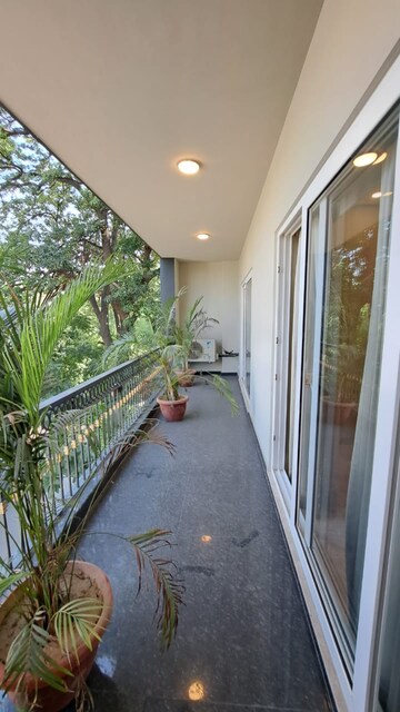 Balcony in 4 BHK Builder Floor at Ansal Sushant Lok I, Sector 43 – for Rent