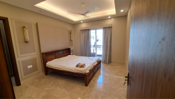 Bedroom in 4 BHK Builder Floor at Ansal Sushant Lok I, Sector 43 – for Rent