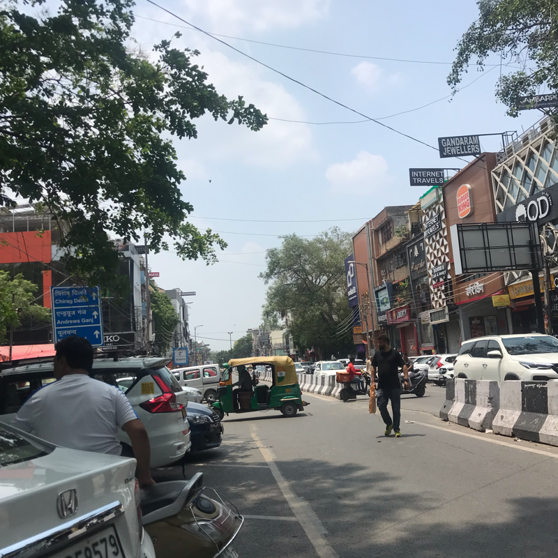 Showroom For Rent in Lajpat Nagar II