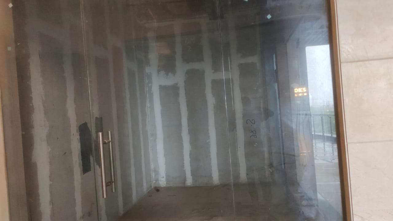 Retail Shop For Sale in KW Delhi 6