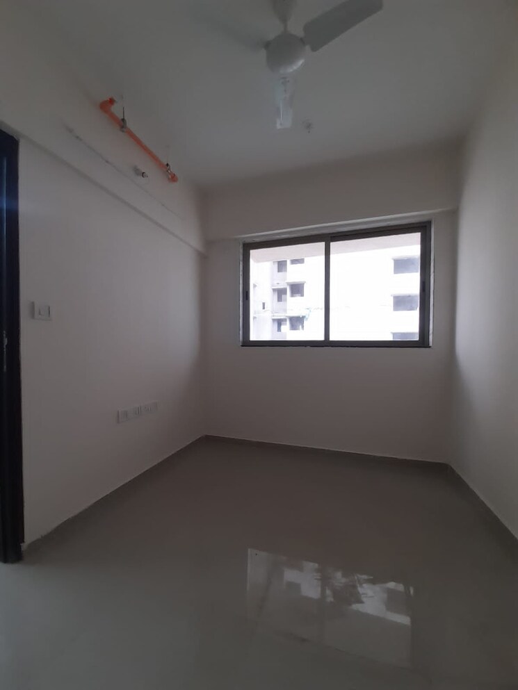 Room, satellite-tower 1 Bedroom 390 Sq.Ft. Apartment In Goregaon East Mumbai 8724157